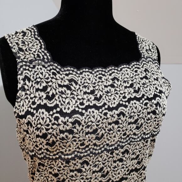 Lea & Nicole Sleeveless Tank Top Lined Career Crochet Mesh Blouse Medium - Picture 8 of 11